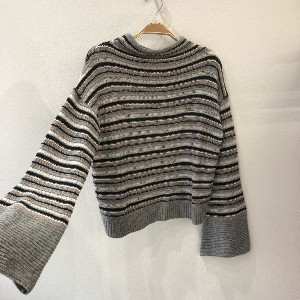 Splendid multi stripe sweater